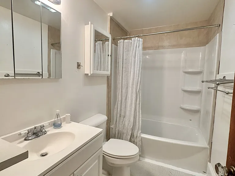 739 Bloom Rd #101 — Photo 11