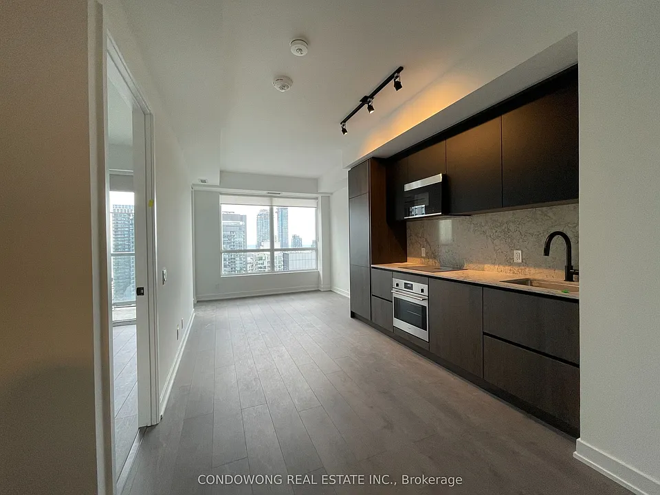 108 Peter St #4207