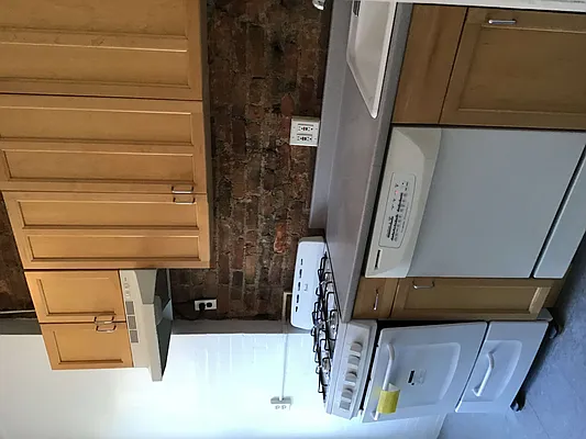 Rented by REMAX Elite | media 22