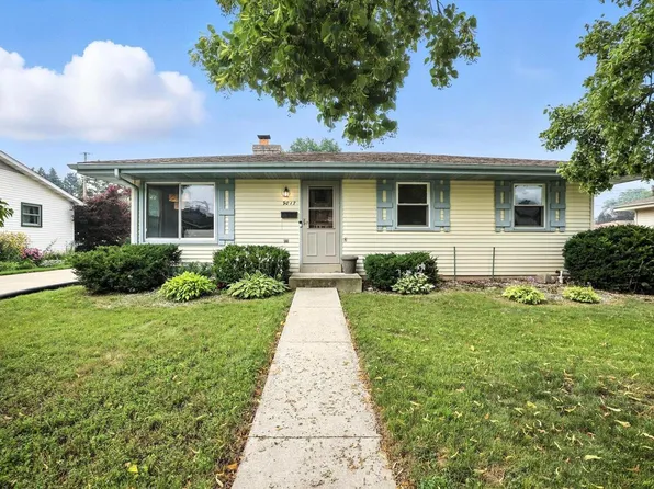 9017 Carol Ann DRIVE, Sturtevant, WI 53177