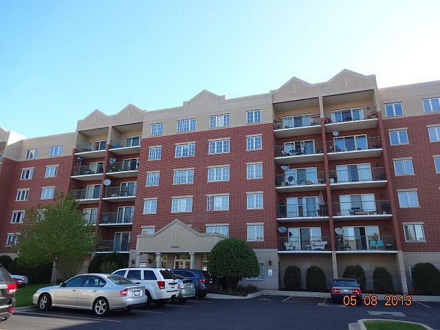 1st image of 7450 Lincoln Ave Unit 507