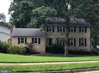 9800 Vertain Ct, Fairfax, VA 22032