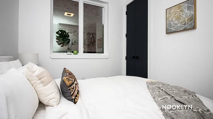 Rented by Nooklyn NYC LLC | media 20