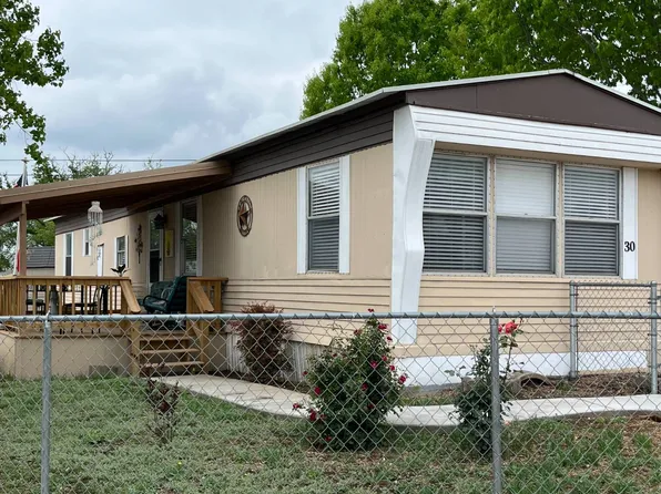 30 Arroyo Dr, Kerrville, TX 78028