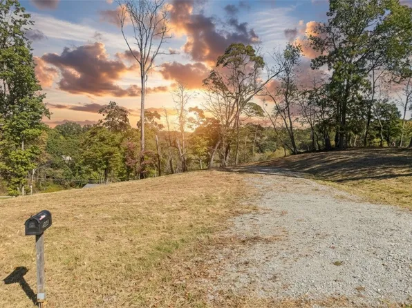 4251 Hilty Rd, Export, PA 15632