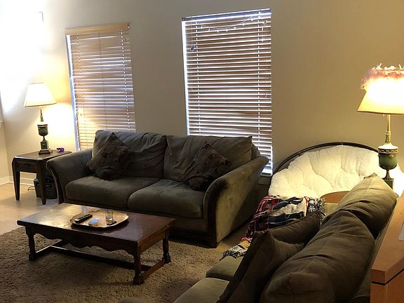 4th image of 4441 Burbank Dr APT 401