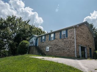 334 Old Dunbar Cave Rd, Clarksville, TN 37043