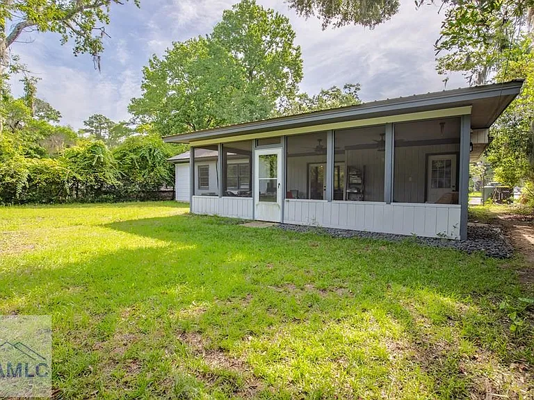 2211 Pecan Dr — Photo 4
