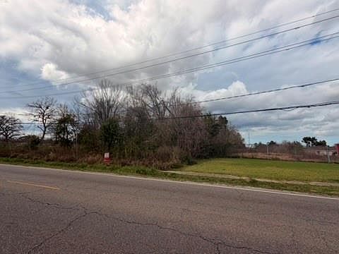 5th image of 0 3rd St