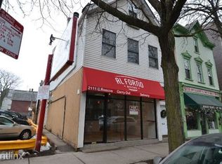 2111 W Roscoe St #1, Chicago, IL 60618