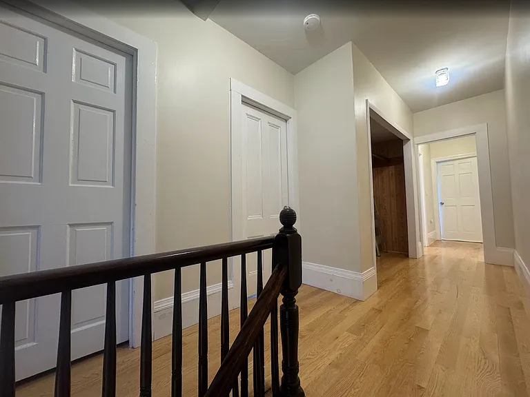 42 Hall Pl — Photo 11