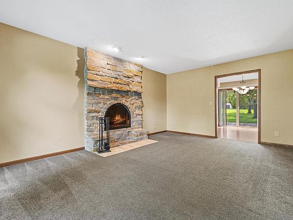 5th image of 7849 Green Bay ROAD