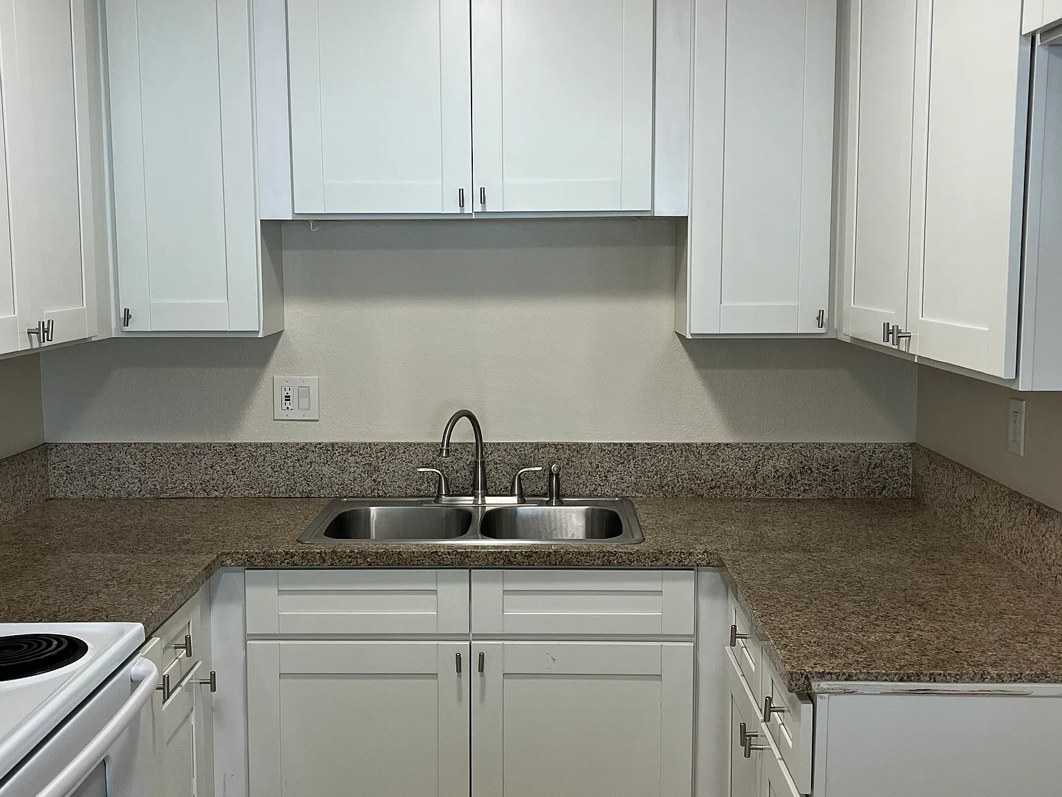 2 bed, 1000 sqft, $2,000 — Photo 4