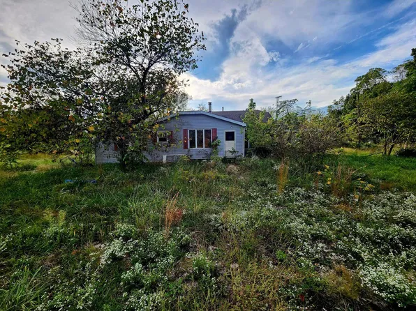 000 Lawrence 2210, Aurora, MO 65605