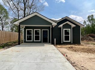 715 S 12th St, Silsbee, TX 77656