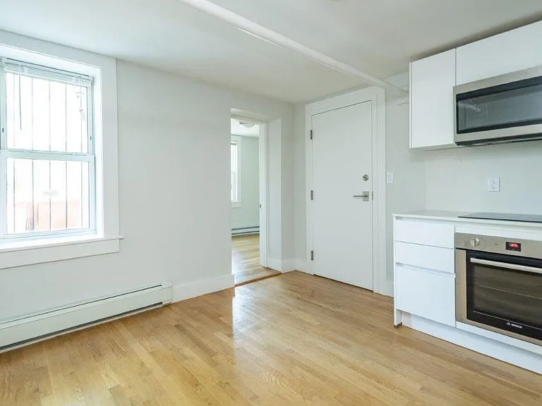 31 South St #4 — Photo 3