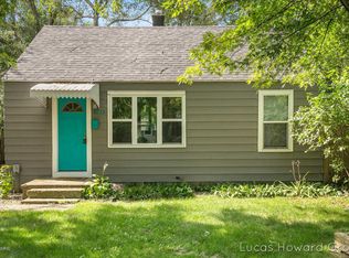 3713 Dunbar Ave SW, Wyoming, MI 49509