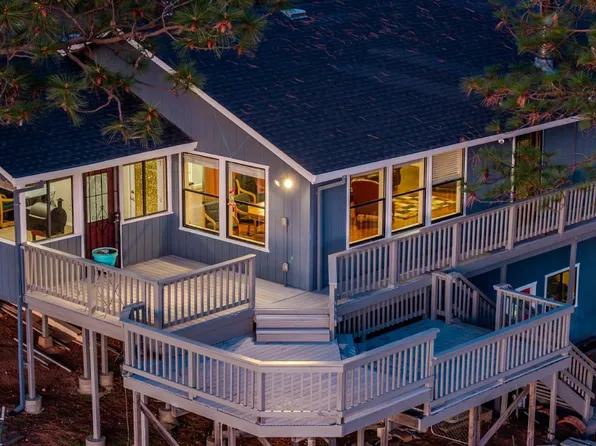 15421 Lupe Rd, Pine Grove, CA 95665