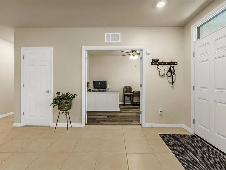 7177 W Lenox Cir — Photo 14