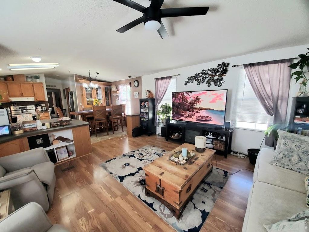221 W 57th St #80B