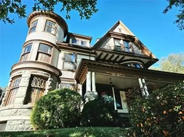 213 E Main St, Hancock, NY 13783
