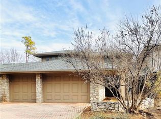 6132 N Stonegate Pl, Edmond, OK 73025