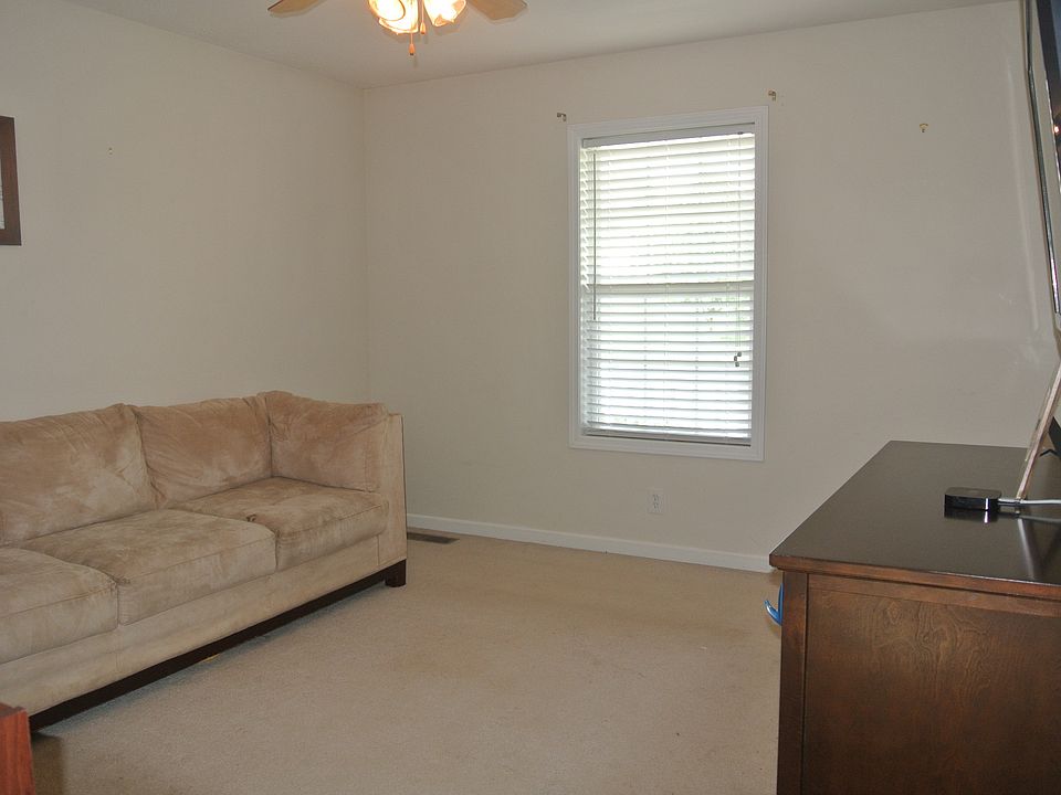 MASTER BEDROOM ON MAIN LEVEL