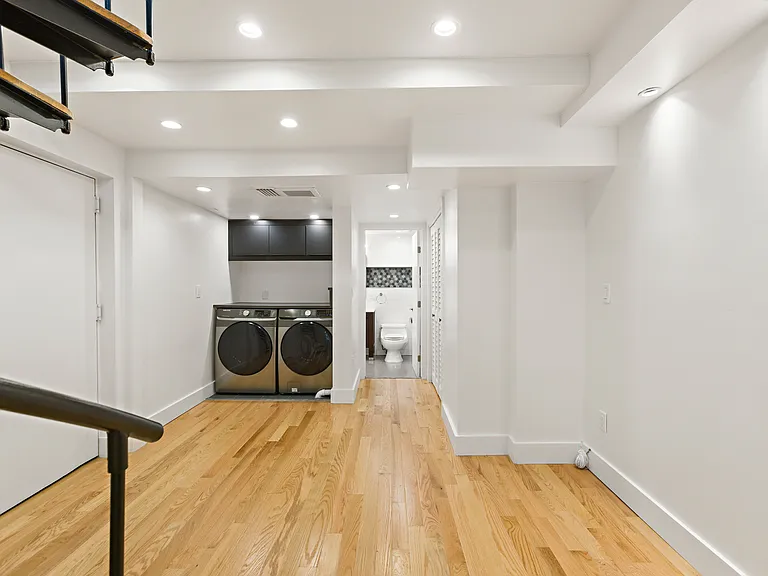 102 Ogden Ave #103 — Photo 20