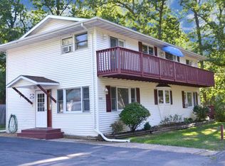 1628 Jackson Park Dr, Delavan, WI