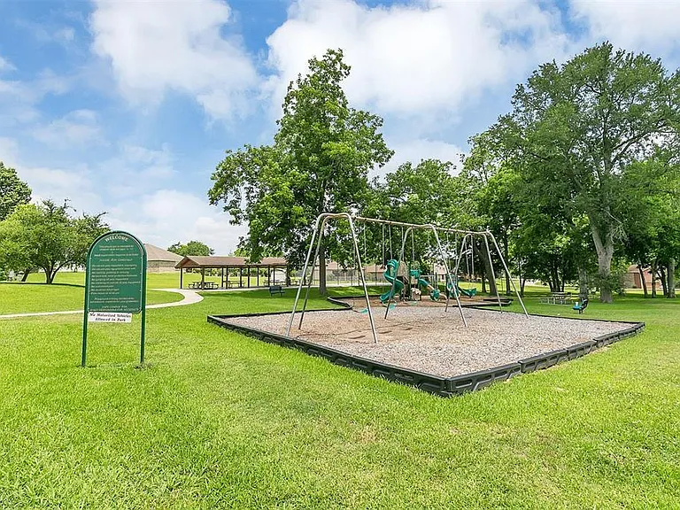 10910 Scenic Dr — Photo 46