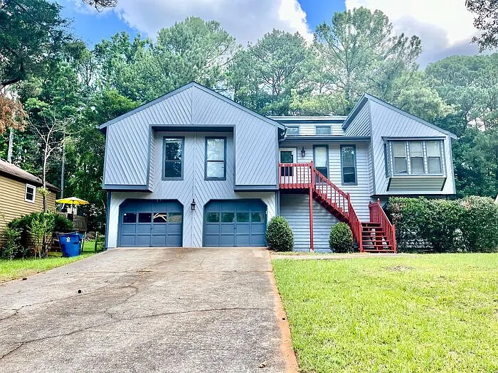 384 McKees Rock Ln — Photo 1