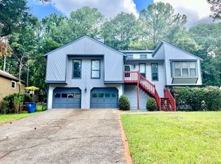384 McKees Rock Ln, Lawrenceville, GA 30044
