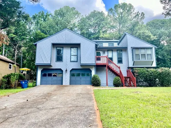 384 McKees Rock Ln, Lawrenceville, GA 30044