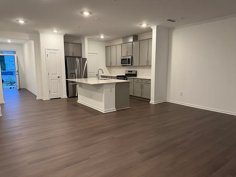 234 Deercroft Dr — Photo 1