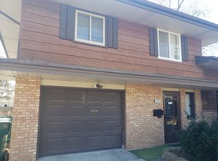 3201 Mumford Rd, Brooklyn Center, MN 55429