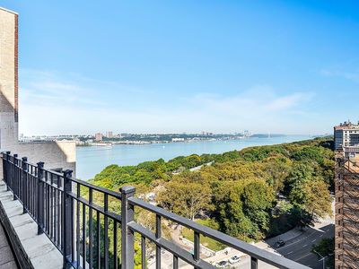 230 Riverside Dr APT 17O, New York, NY, 10025