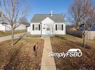 1314 W 35th St, Davenport, IA