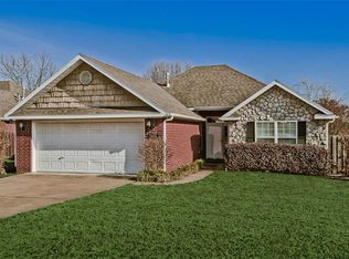 3451 Acorn Falls Ln, Springdale, AR 72764