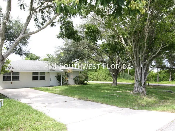 3331 Yorktown St, Sarasota, FL 34231