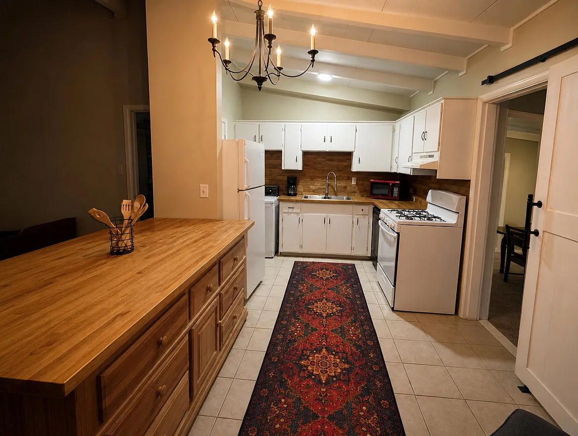 4536 Timothy St — Photo 3