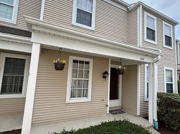 1332 Cambridge Ct #U-0242, Palmyra, PA 17078