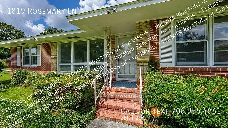3 bed, 1275 sqft, $1,400 — Photo 2