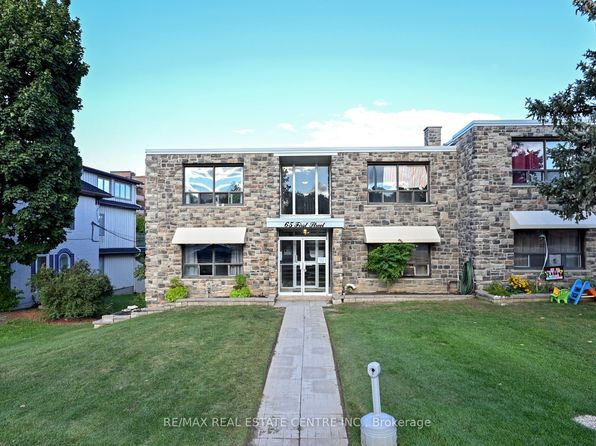 65 1st St #10, Orangeville, ON L9W 2E6