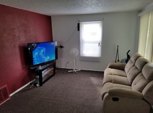 1900 N 19th St, Springfield, IL 62702