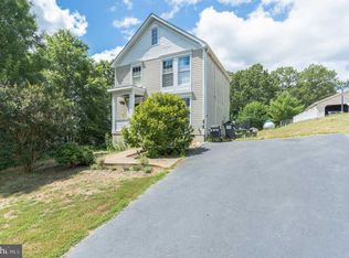 3022 Mine Rd, Fredericksburg, VA 22408