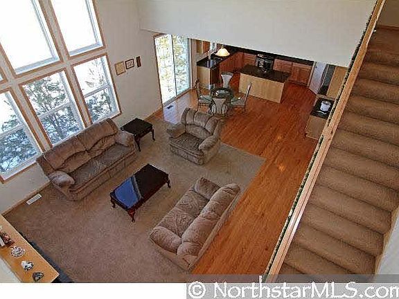 2nd image of 2234 Cottage Grove Alcove