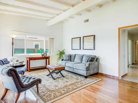 5th image of 3511 W 226th St