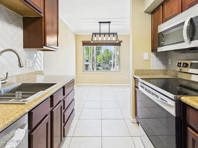 3500 N Hayden Rd #206 — Photo 3