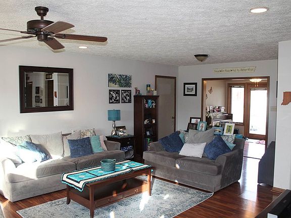 3rd image of 4408 W Sandpiper Dr