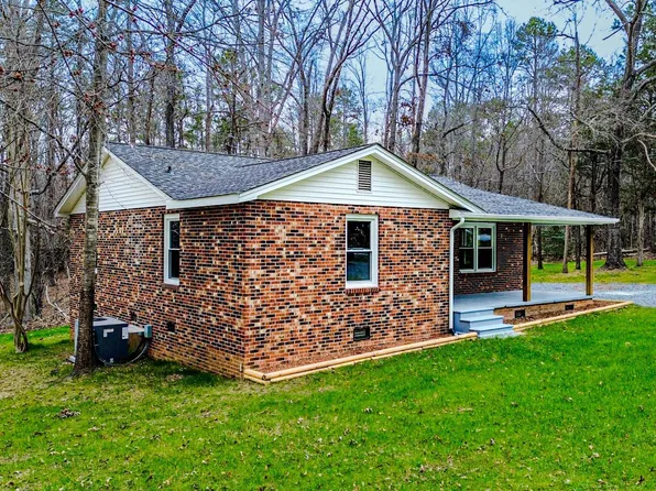 754 State Line Rd, Gaffney, SC 29341